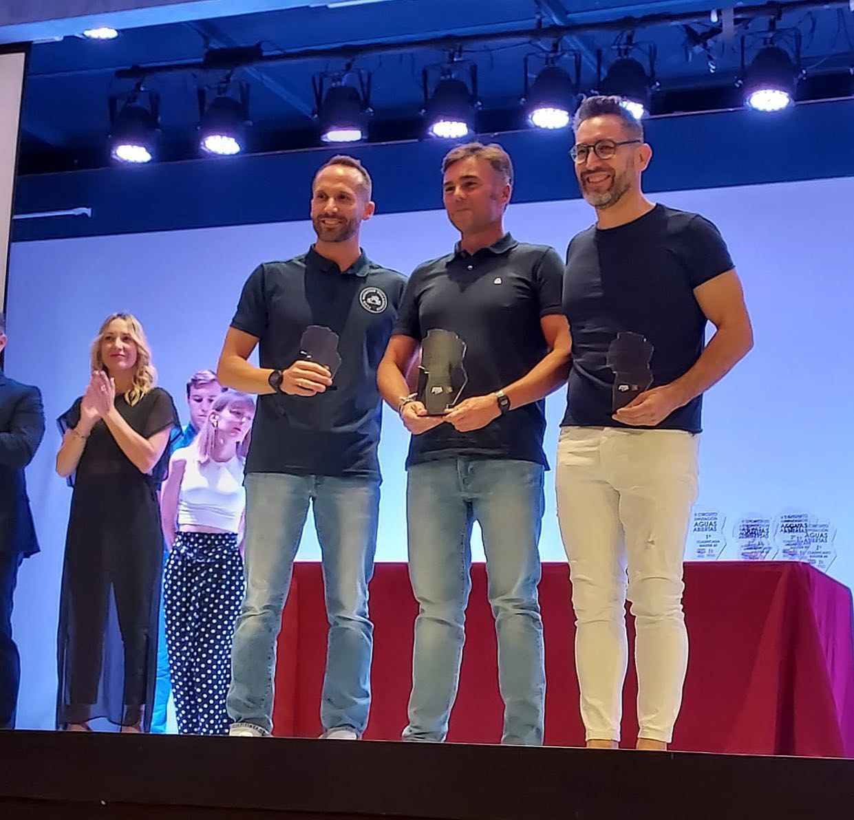 «CAPI» campeón en aguas abiertas