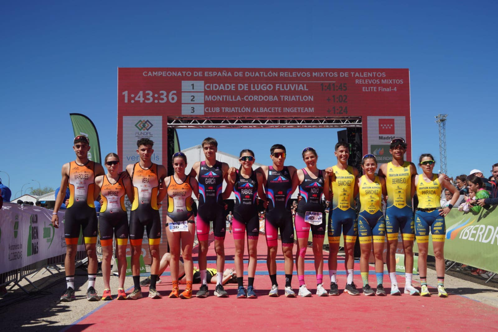 Subcampeones España Élite Relevos Mixtos