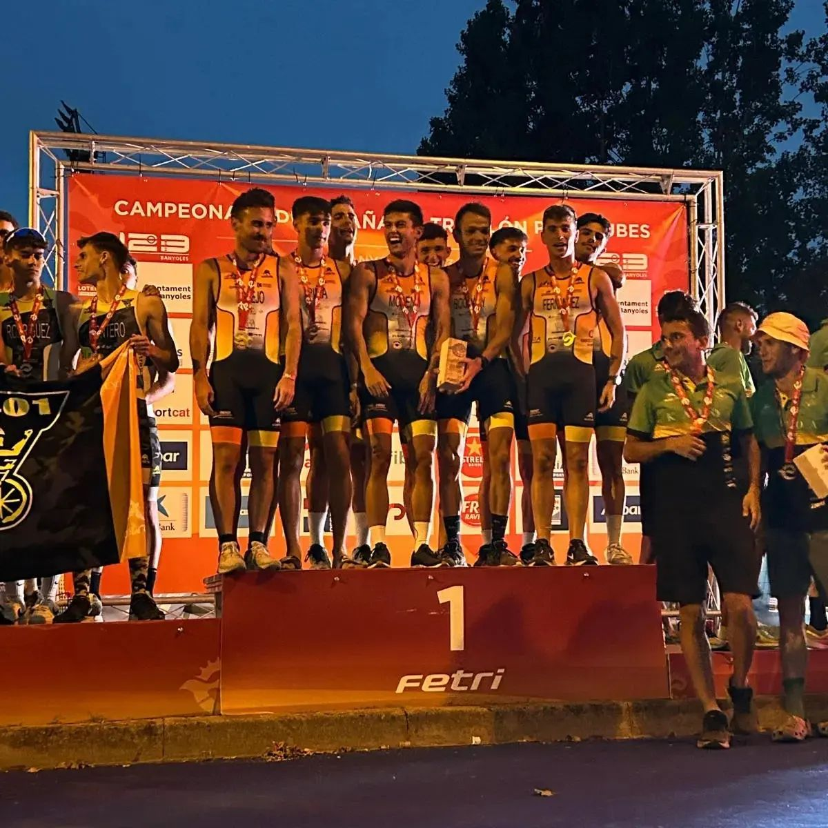 Ascenso a 1º División de triatlón del equipo masculino y femenino