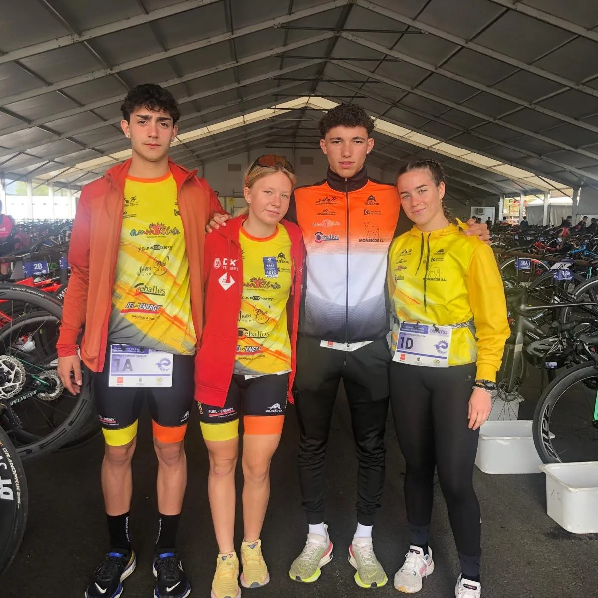 Campeonato de España de menores por relevos mixtos