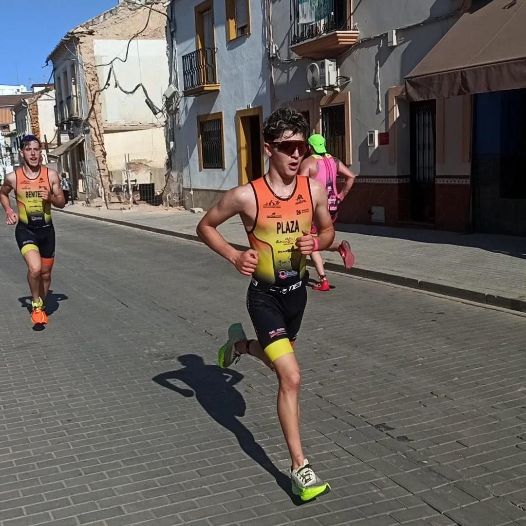 Espectacular arranque de la temporada de triatlón en Posadas