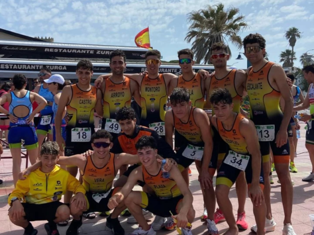 Grandes resultados de Montilla córdoba triatlón en el campeonato de andalucía de chiclana