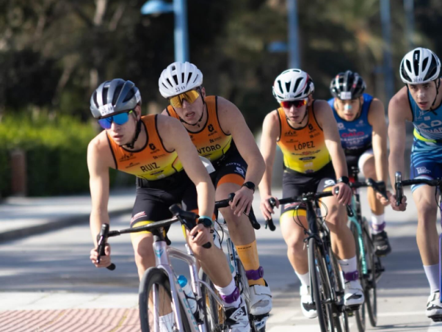 Amplia participación de la escuela en el Duatlón de menores de Marbella