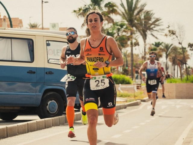 Cosecha de medallas en el triatlón de Almería