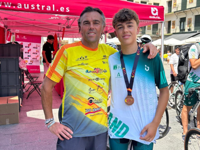 Jaime Ramírez tercero en el campeonato de España de triatlón en edad escolar de Tudela