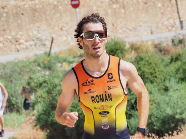 Antonio román en el triatlón del Valle de lecrín