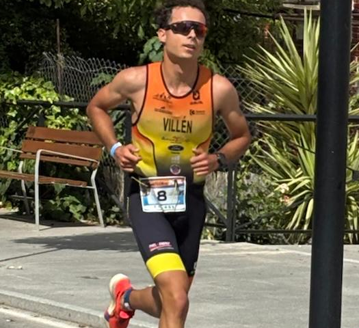 David Villén finaliza tercero en el triatlón de zújar